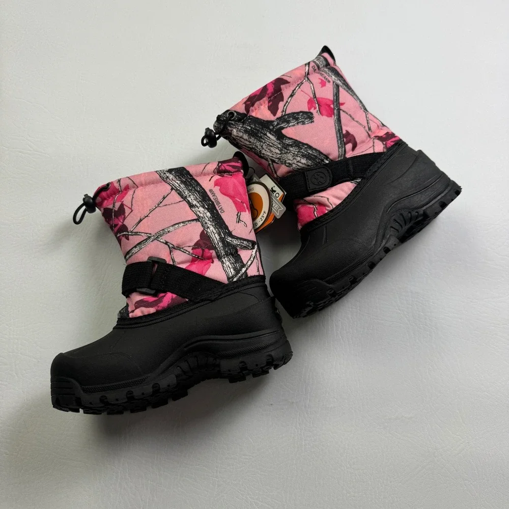 Daybreak Brand Camo Pink Snow Boots Kids Size 11 Thinsulate -25F Reflective NEW